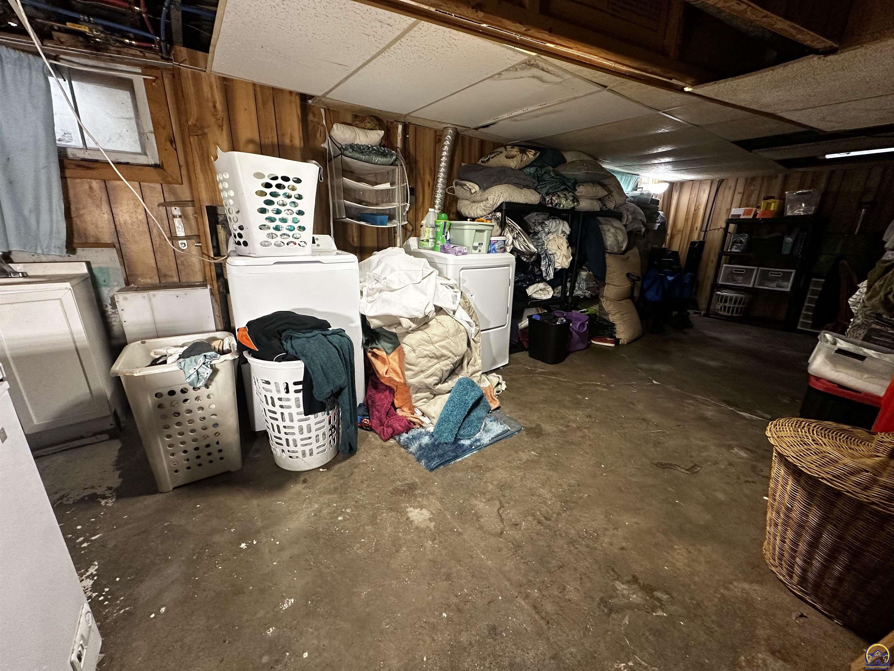 811 Southeast Branner Street Topeka, KS 66607 - Photo 23 of 34