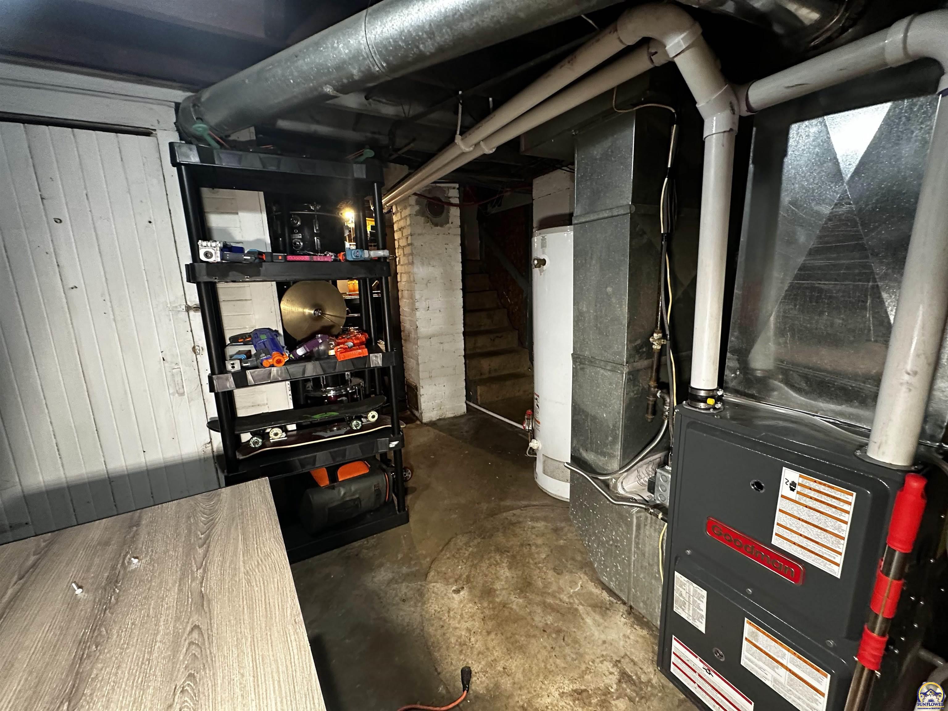 811 Southeast Branner Street Topeka, KS 66607 - Photo 29 of 34