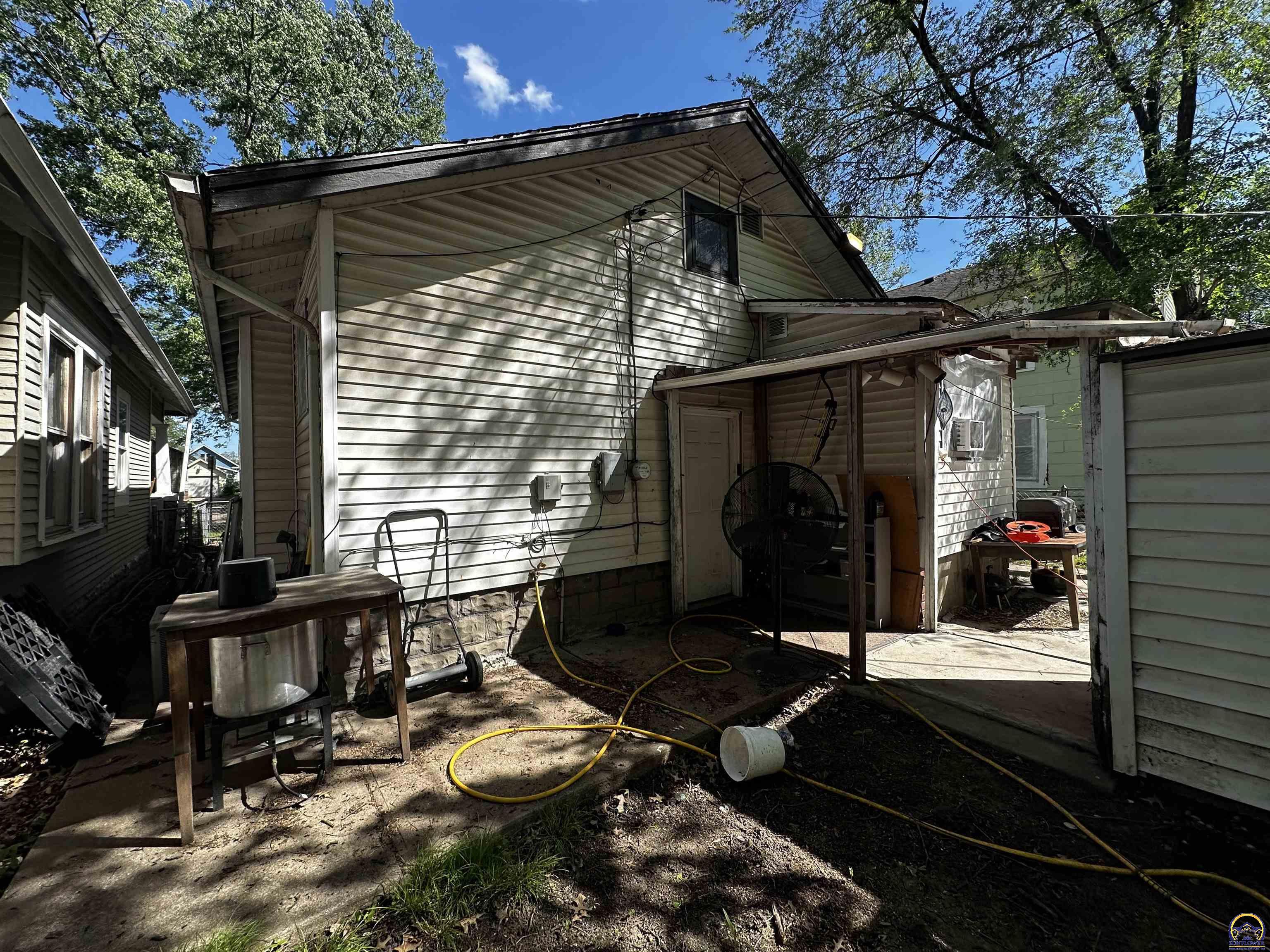 811 Southeast Branner Street Topeka, KS 66607 - Photo 31 of 34