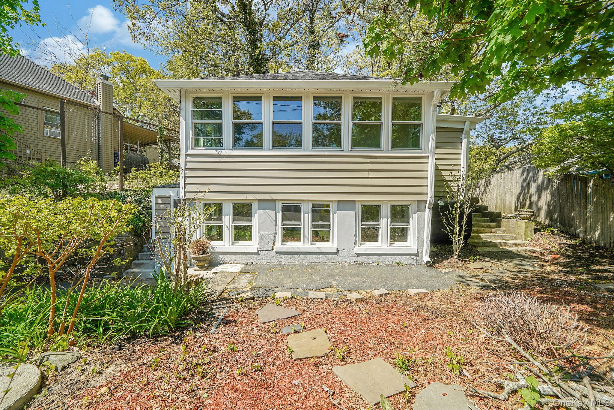 65 Woodlawn Road Rocky Point, NY 11778 - Photo 3 of 25