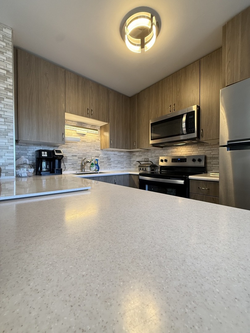 58 Vail Colony, Unit 9 Fox Lake, IL 60020 - Photo 13 of 45