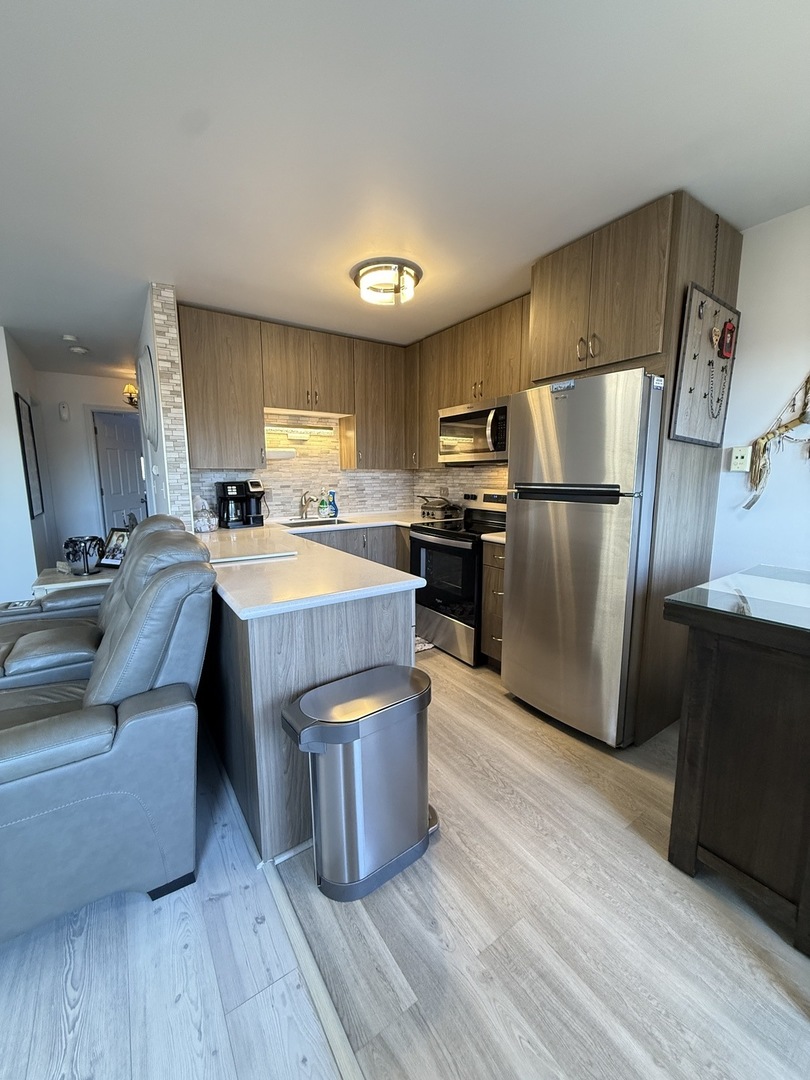 58 Vail Colony, Unit 9 Fox Lake, IL 60020 - Photo 14 of 45