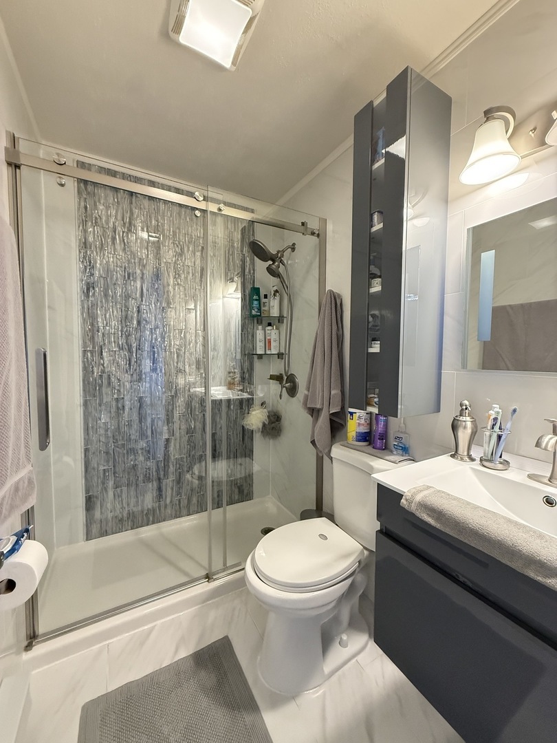 58 Vail Colony, Unit 9 Fox Lake, IL 60020 - Photo 15 of 45