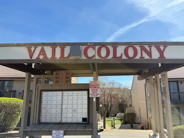 $160,000 | 58 Vail Colony, Unit 9, Fox Lake, IL 60020
