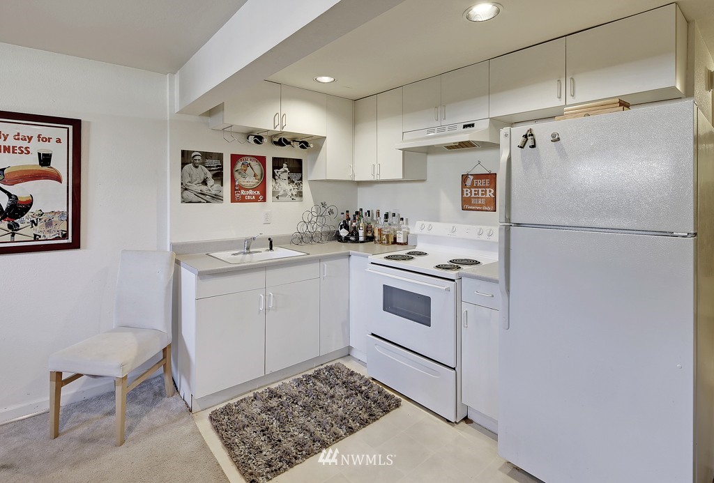 745 North 79th Street Seattle, WA 98103 - Photo 12 of 20 Gallery Image 12
