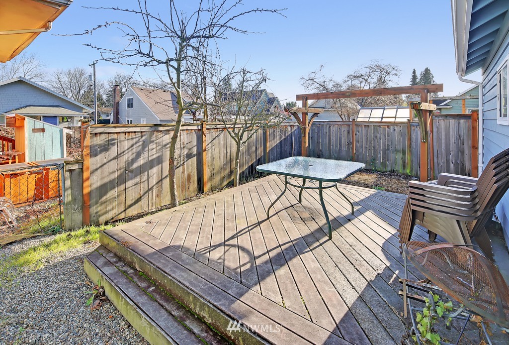 745 North 79th Street Seattle, WA 98103 - Photo 17 of 20 Gallery Image 17