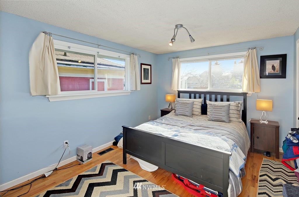 745 North 79th Street Seattle, WA 98103 - Photo 5 of 20 Gallery Image 5