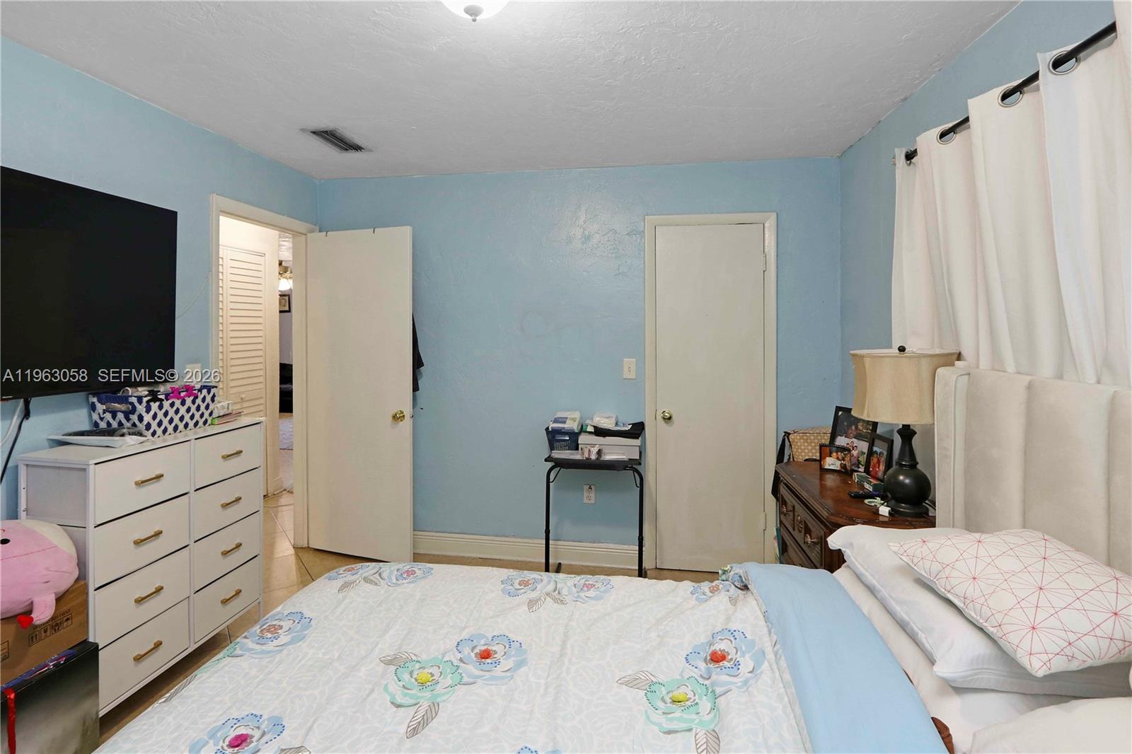 1275 West 35th Street, Unit 45B Hialeah, FL 33012 - Photo 15 of 32
