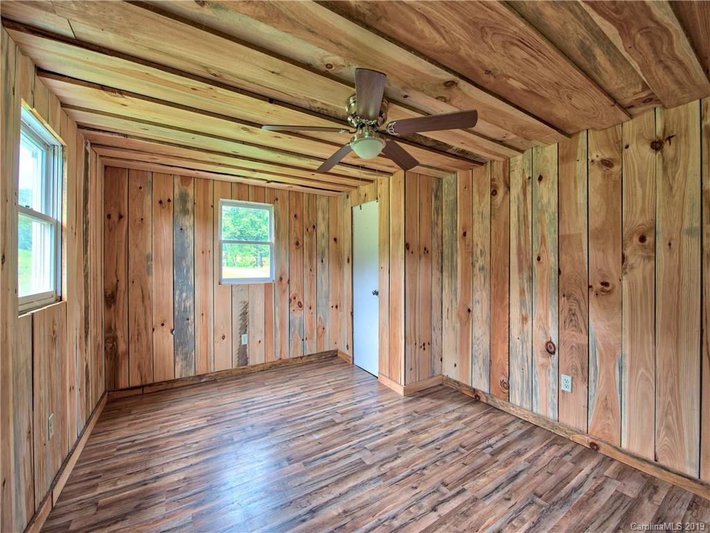 609 Sutton Town Road Waynesville, NC 28785 - Photo 13 of 17
