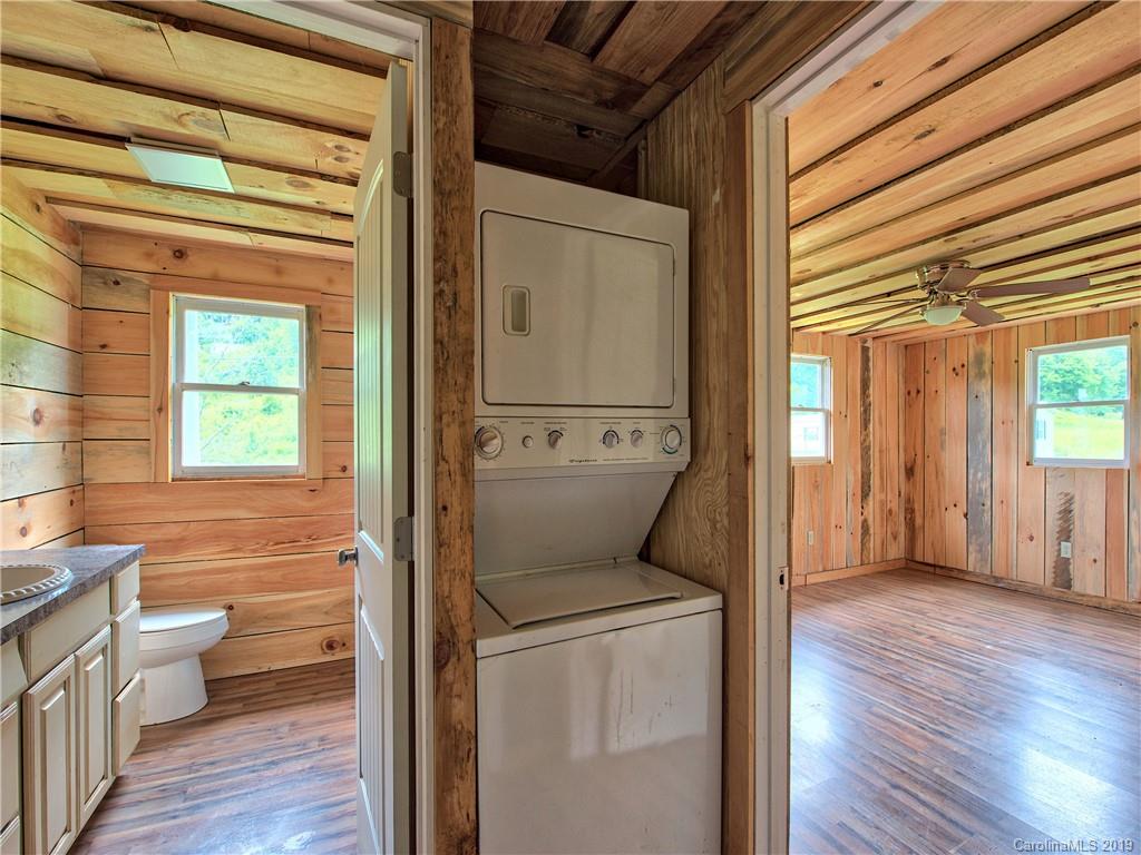 609 Sutton Town Road Waynesville, NC 28785 - Photo 15 of 17