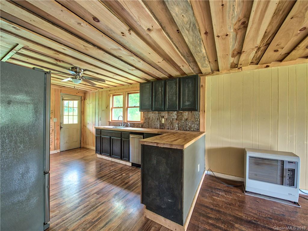 609 Sutton Town Road Waynesville, NC 28785 - Photo 9 of 17