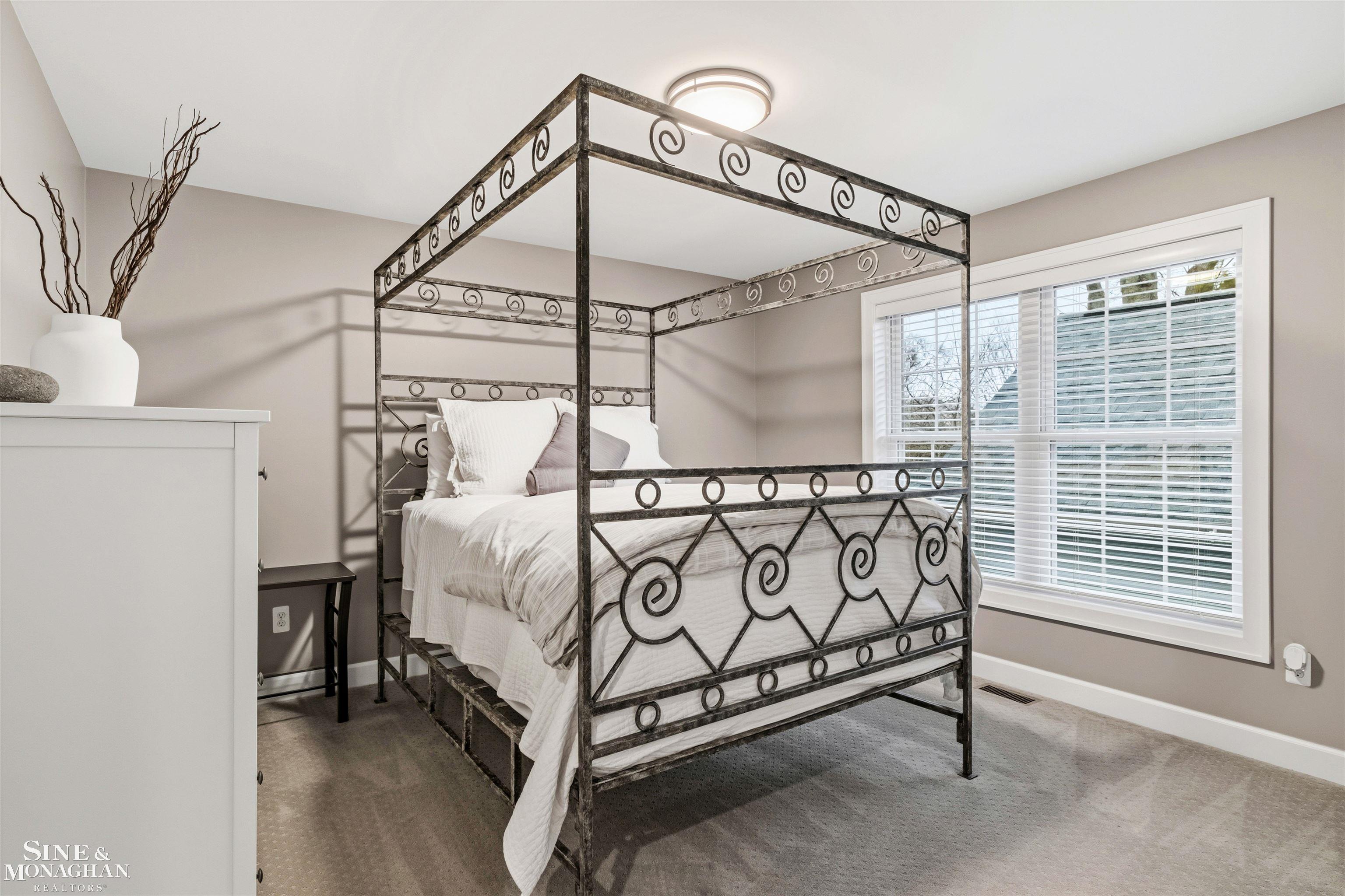 174 Kerby Road Grosse Pointe, MI 48236 - Photo 44 of 64 50202978-9DDF3BB4-4658-4DB1-8E19-1ADCD6CCD091.JPG