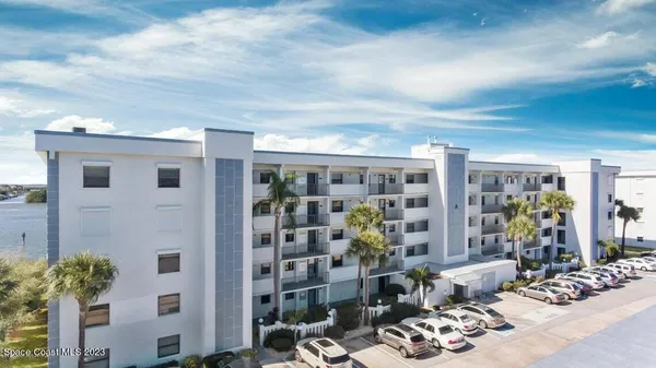 $2,200 | 3165 North Atlantic Avenue, Unit A304, Cocoa Beach, FL 32931