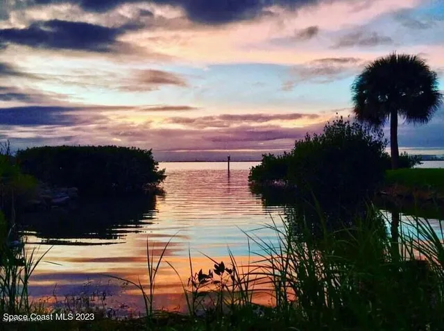 a view of outside space