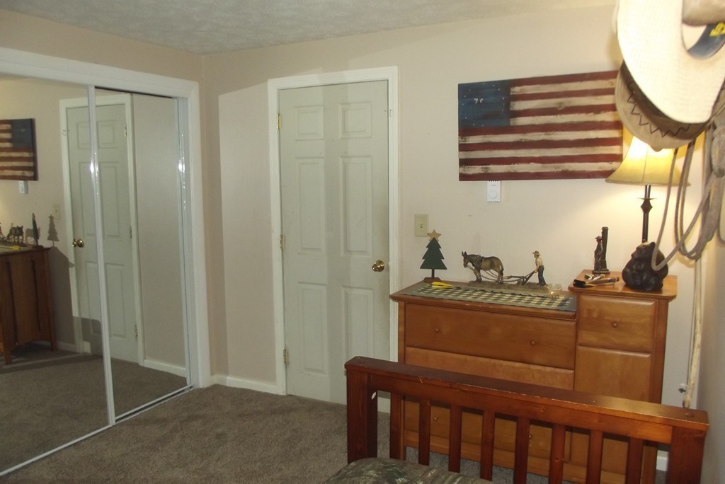 186 Brookfield Road Charlton, MA 01507 - Photo 21 of 28