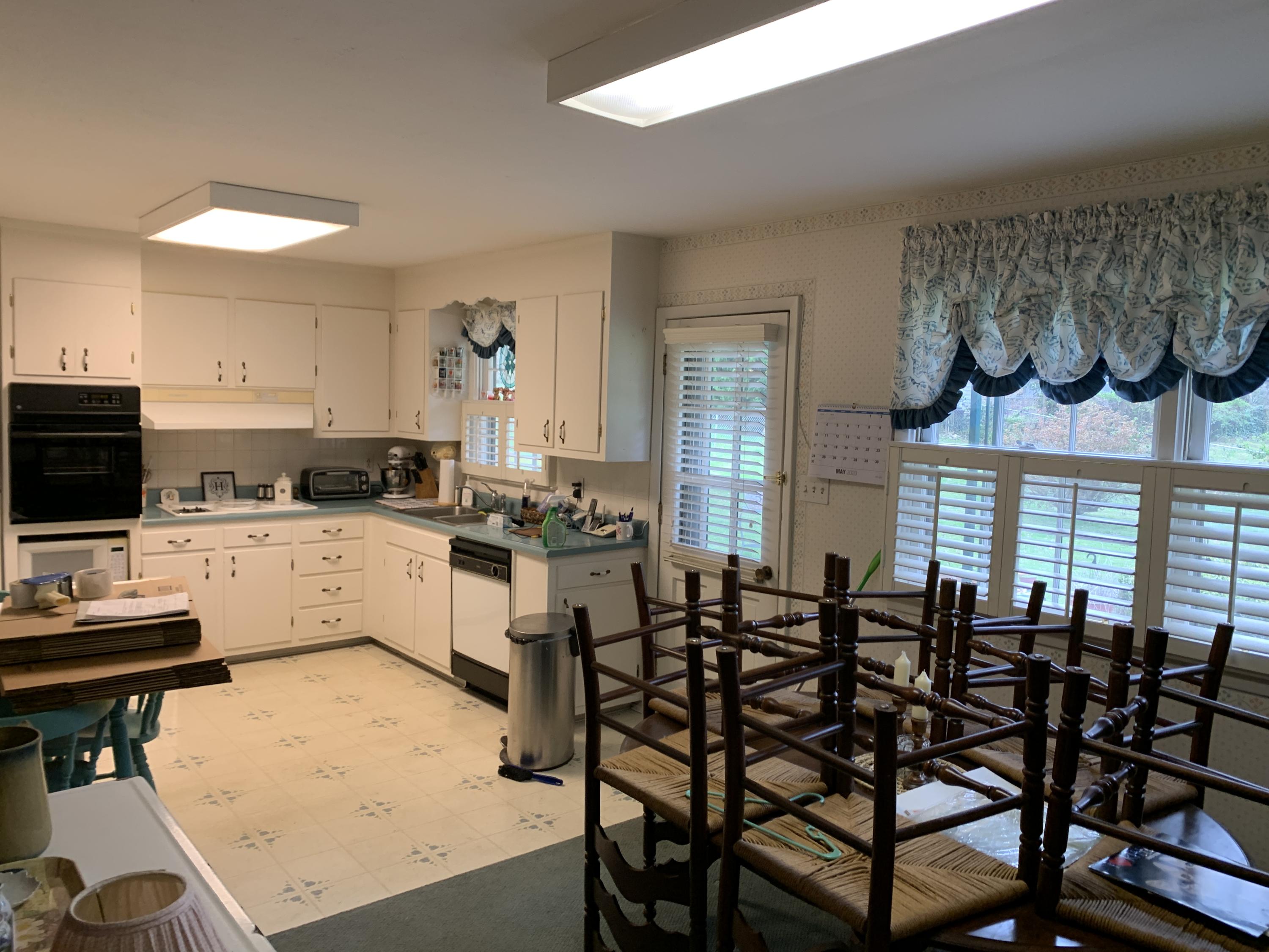 3733 Cherrylog Road Knoxville, TN 37921 - Photo 8 of 15 14974698-C70E-4981-B7CA-5E71237404BE