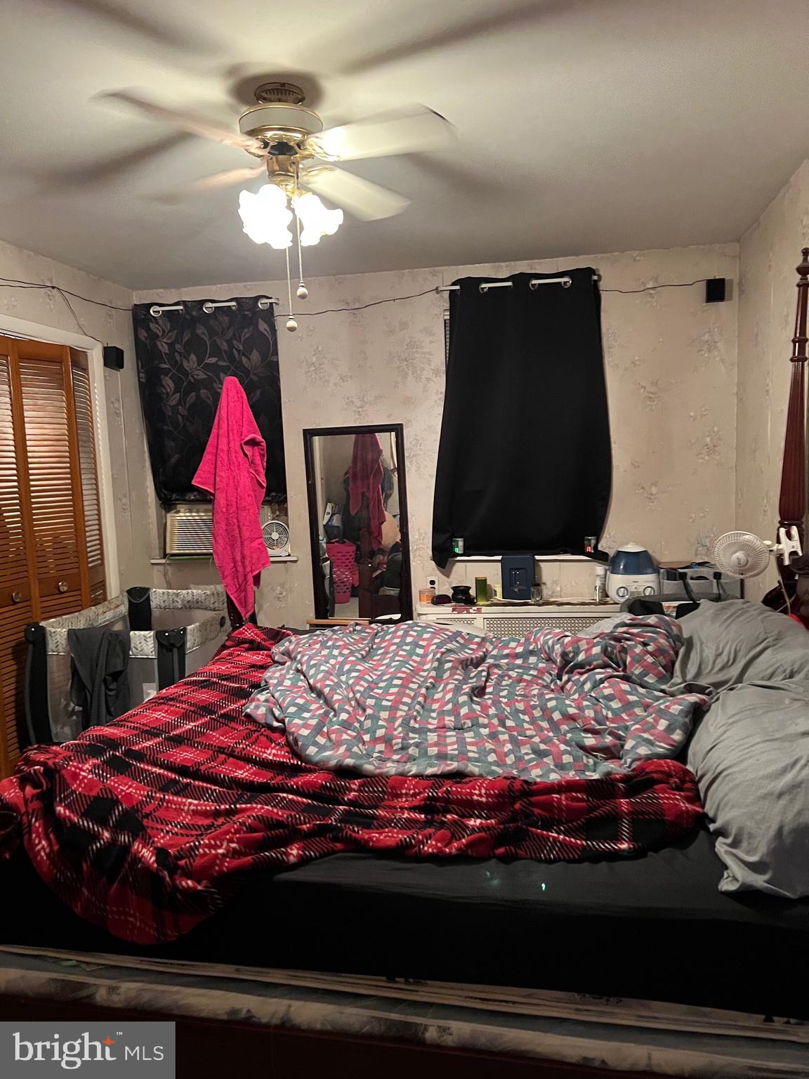 343 East Indiana Avenue Philadelphia, PA 19134 - Photo 24 of 31 main bedroom