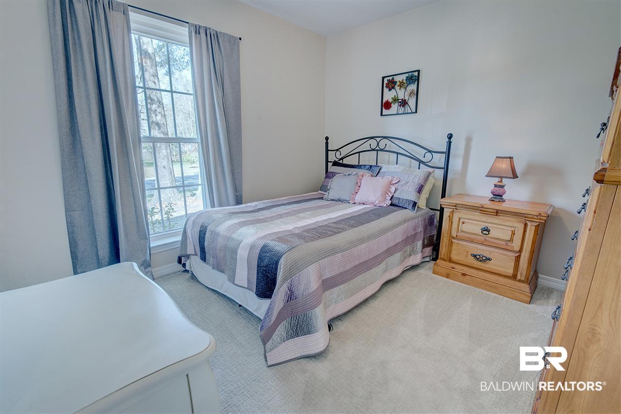185 Robbins Boulevard Daphne, AL 36526 - Photo 27 of 35 Guest Bedroom