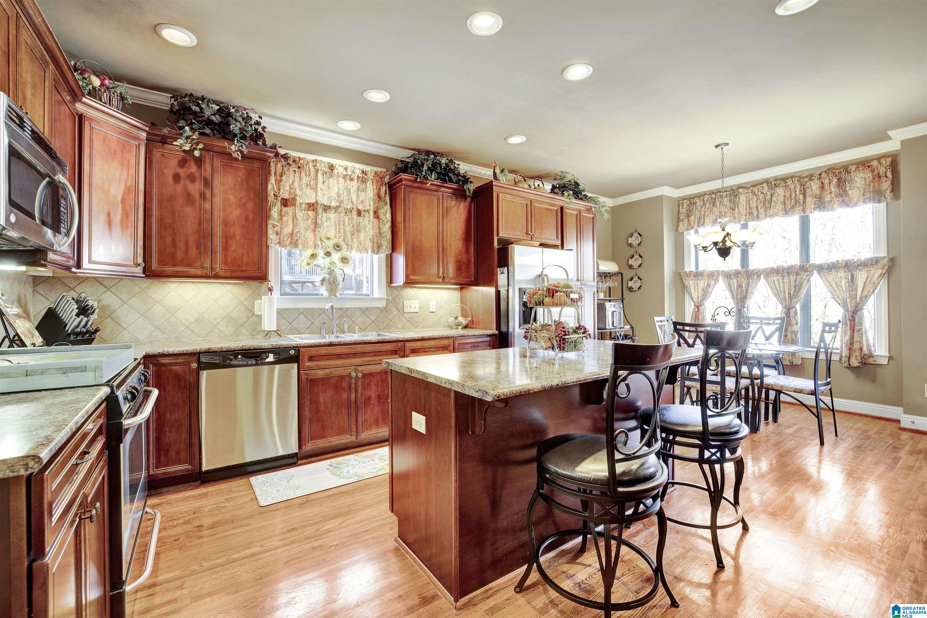 3017 North Grande View Cove Alabaster, AL 35114 - Photo 5 of 29