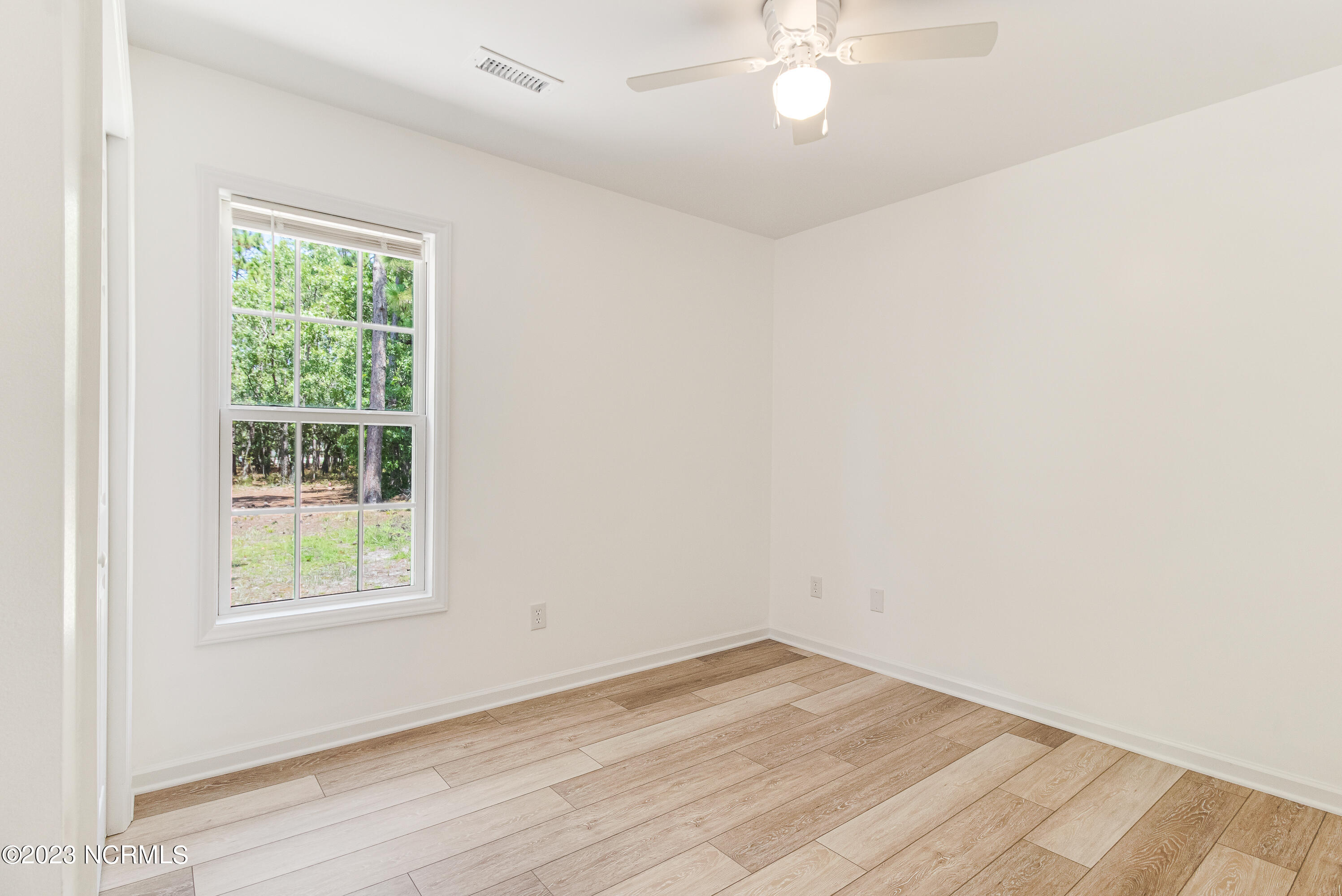 79 South High Point Road Southport, NC 28461 - Photo 23 of 37 79 S High Point-23