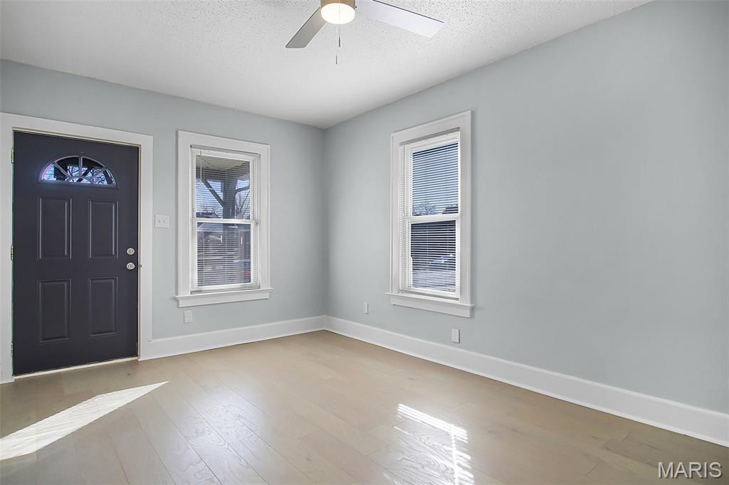 2729 Ralph Street Granite City, IL 62040 - Photo 4 of 27