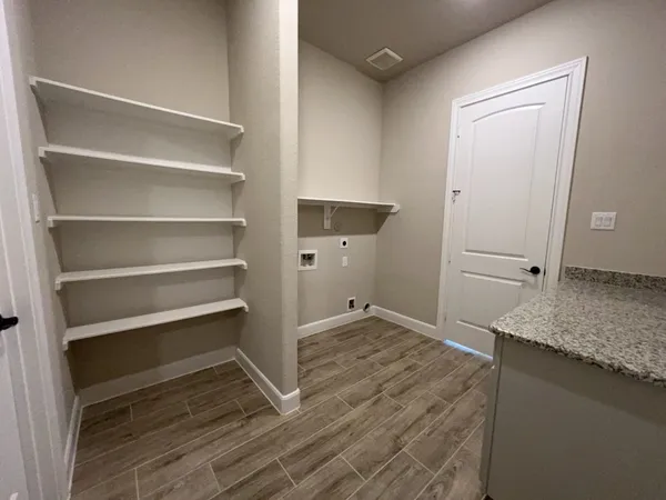 $2,800 | 9510 Turnstone Drive, Manvel, TX 77578