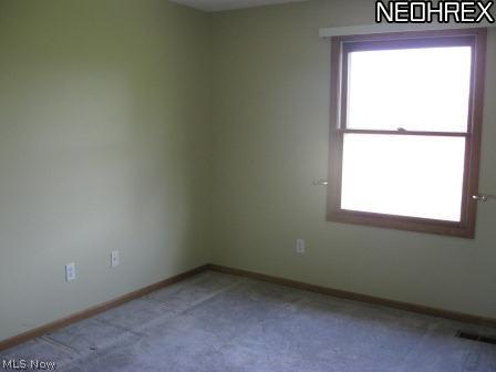 3421 Spring Valley Road Akron, OH 44333 - Photo 21 of 24
