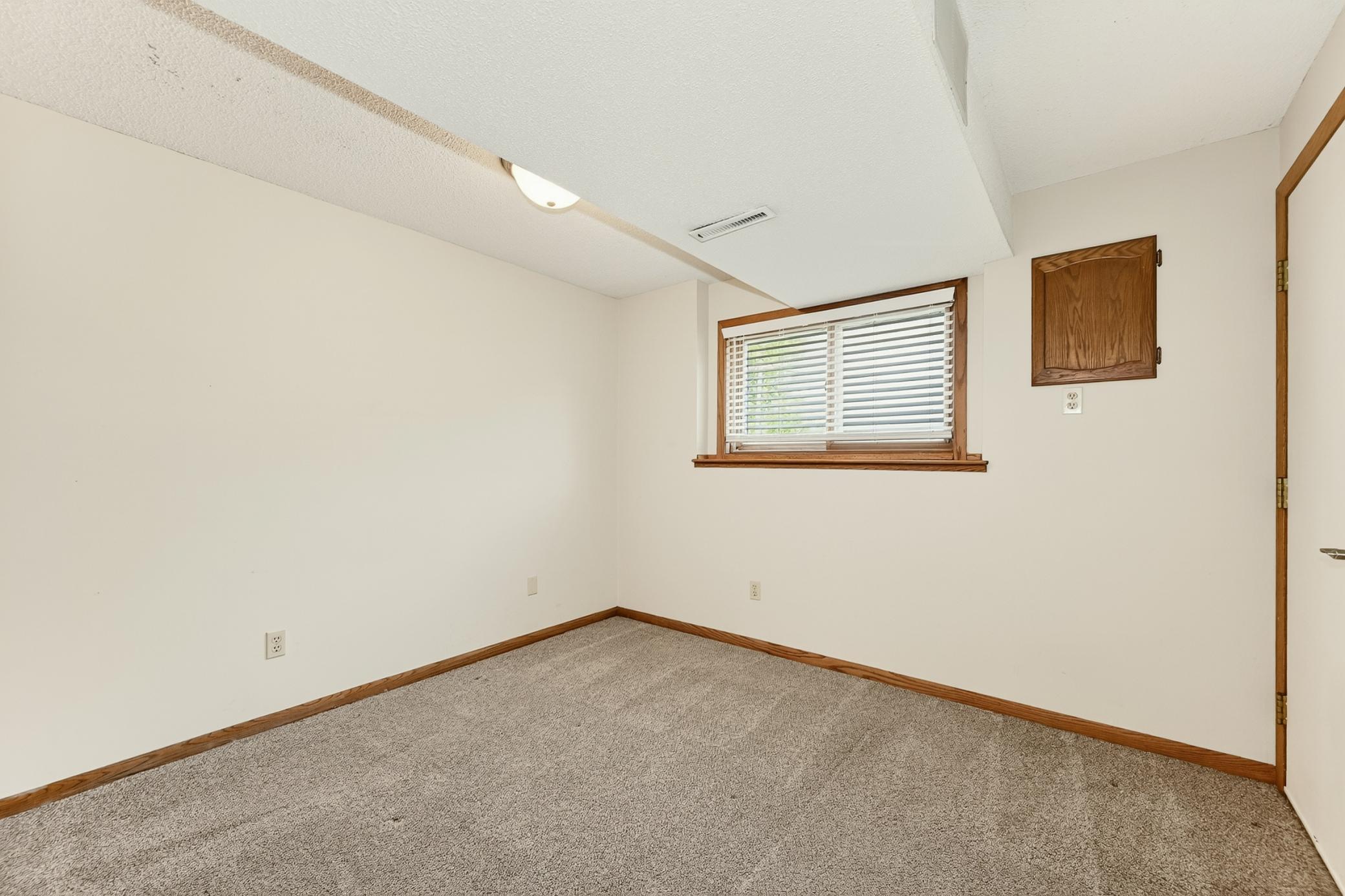 2627 Westridge Lane Northwest Rochester, MN 55901 - Photo 21 of 24