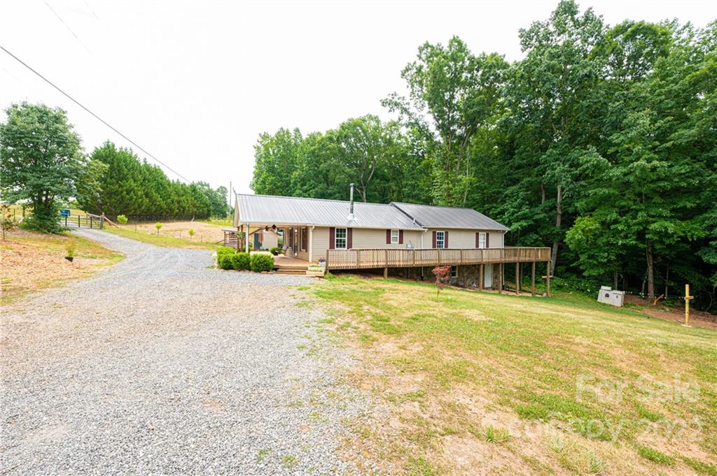 5328 Miller Mill Road Hickory, NC 28602 - Photo 23 of 48 Gallery Image 23