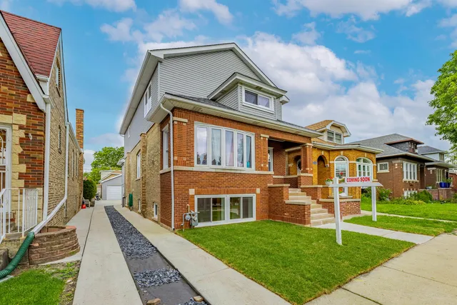 $594,999 | 2336 Oak Park Avenue, Berwyn, IL 60402