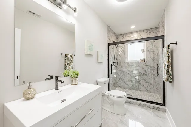 $594,999 | 2336 Oak Park Avenue, Berwyn, IL 60402