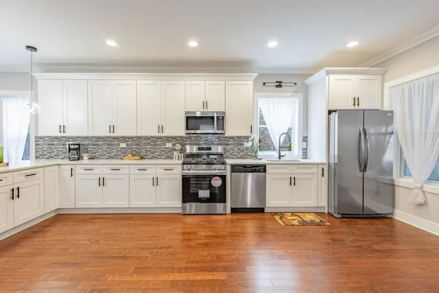 $594,999 | 2336 Oak Park Avenue, Berwyn, IL 60402