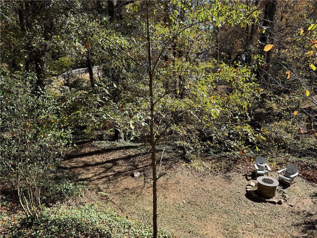 1610 Old Mill Crossing Northeast Marietta, GA 30062 - Photo 5 of 55 a view of a outdoor space with sitting area