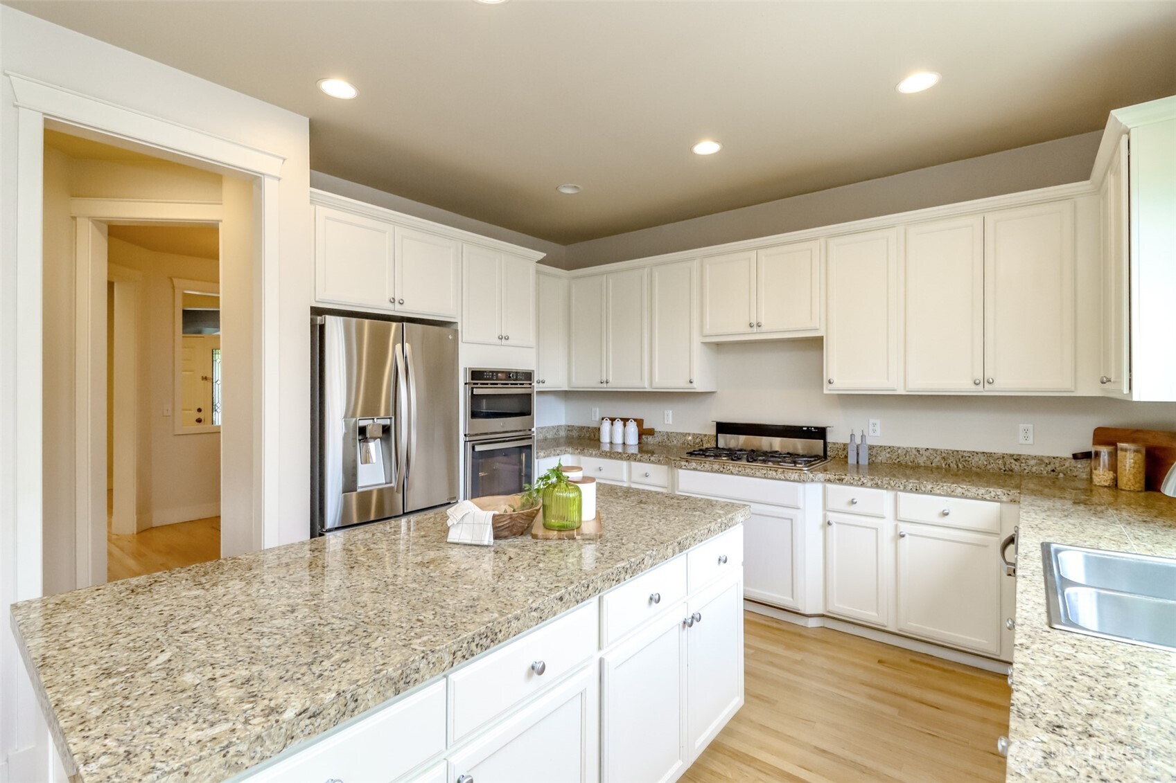 3817 164th Place Southeast Bothell, WA 98012 - Photo 2 of 40