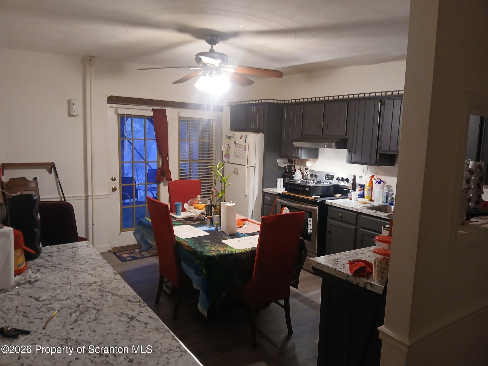 513 North Main Avenue Scranton, PA 18504 - Photo 2 of 31 Kitchen