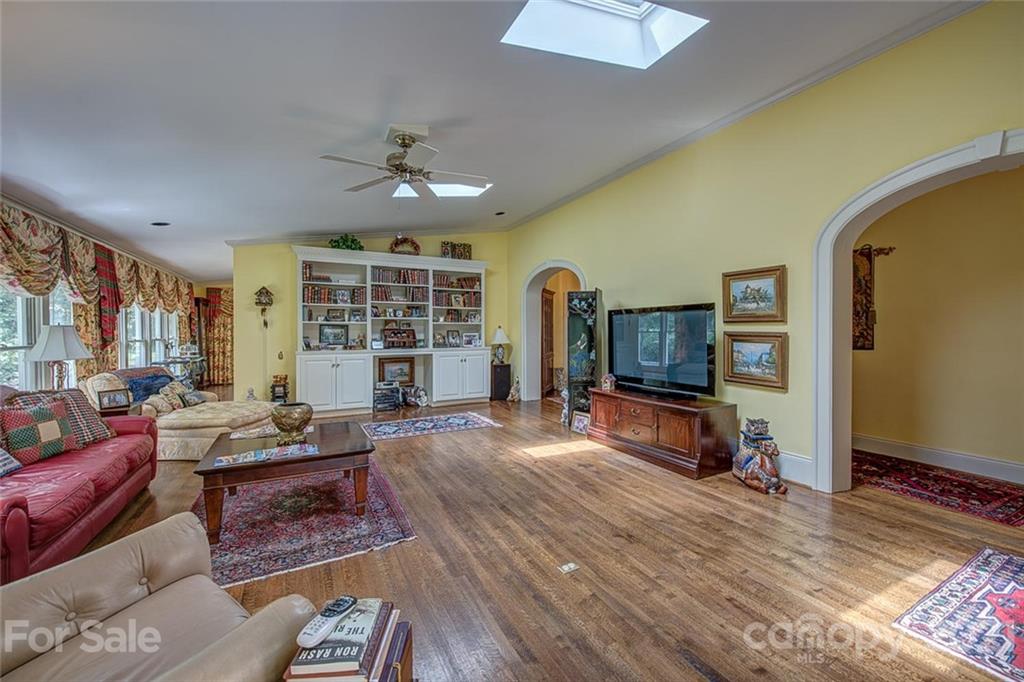 804 Hawthorne Road Shelby, NC 28150 - Photo 14 of 40 Gallery Image 14