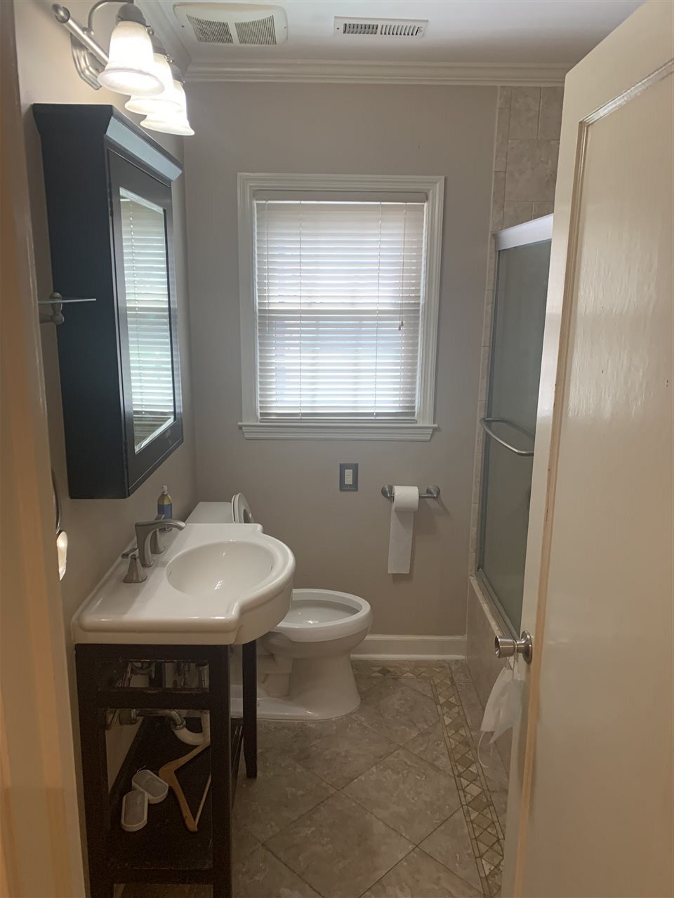 4169 Lawrence Road Memphis, TN 38122 - Photo 4 of 5