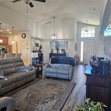 $384,900 | 1347 Oakmont Drive, Winter Haven, FL 33859