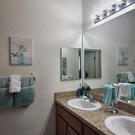 $384,900 | 1347 Oakmont Drive, Winter Haven, FL 33859