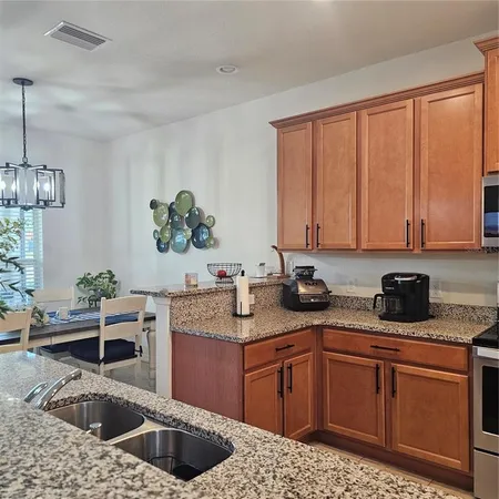 $384,900 | 1347 Oakmont Drive, Winter Haven, FL 33859