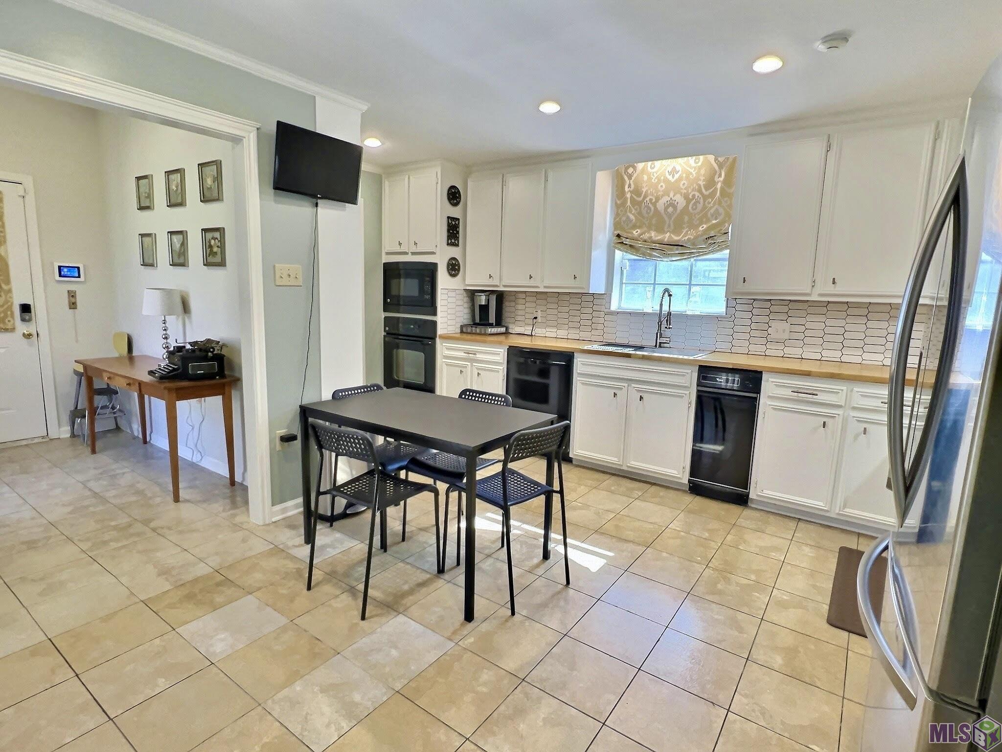 1647 Sharp Road Baton Rouge, LA 70815 - Photo 11 of 27