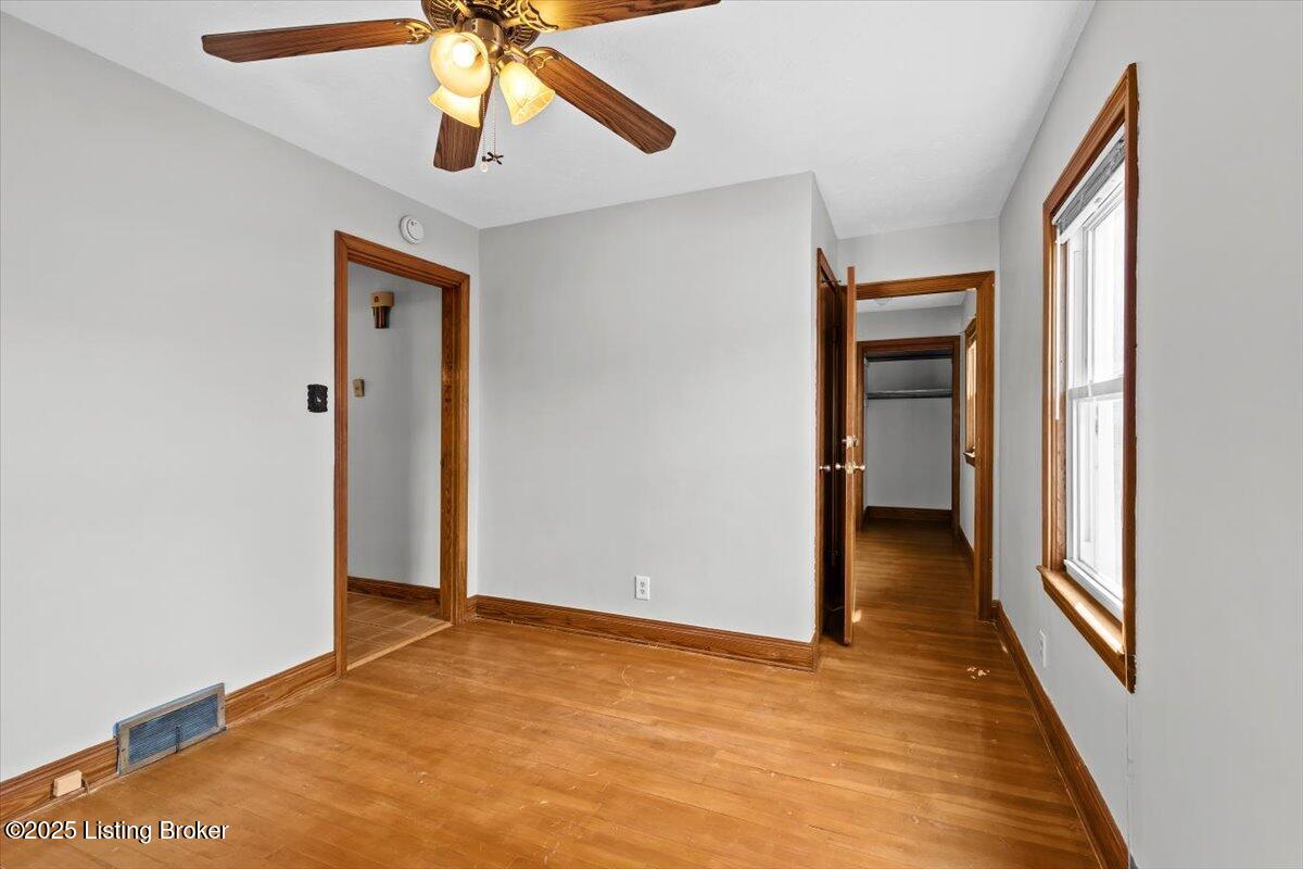 3904 Poplar Level Road Louisville, KY 40213 - Photo 17 of 41 17-3904 Poplar Level Rd-17