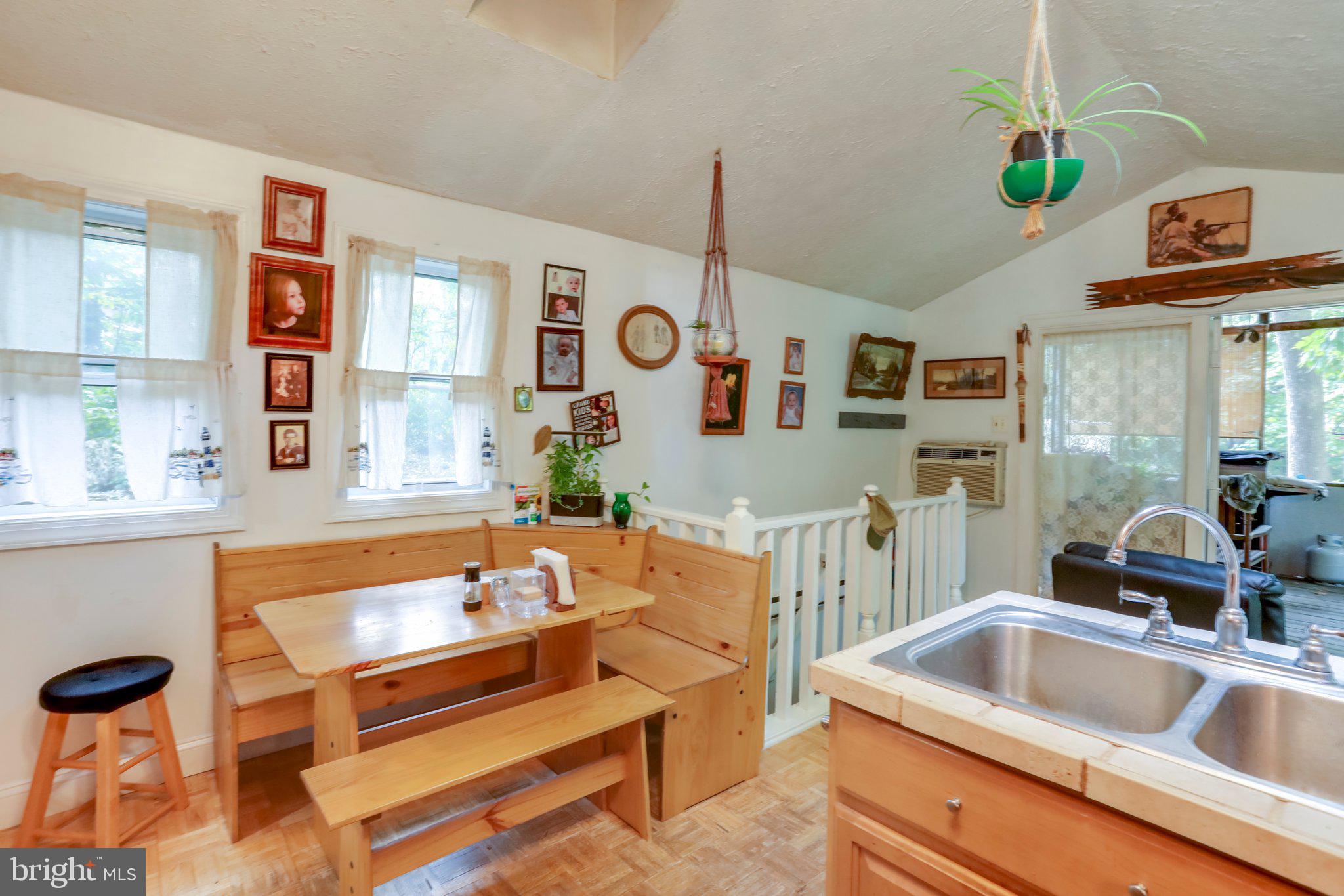 2596 High Top Road Linden, VA 22642 - Photo 12 of 27 Dining/ Kitchen combo