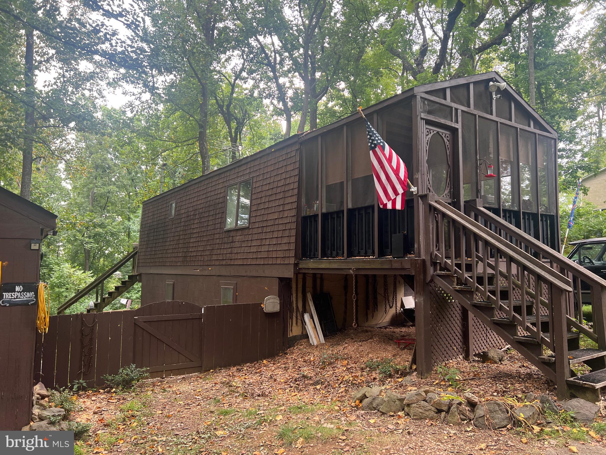 2596 High Top Road Linden, VA 22642 - Photo 2 of 27 side