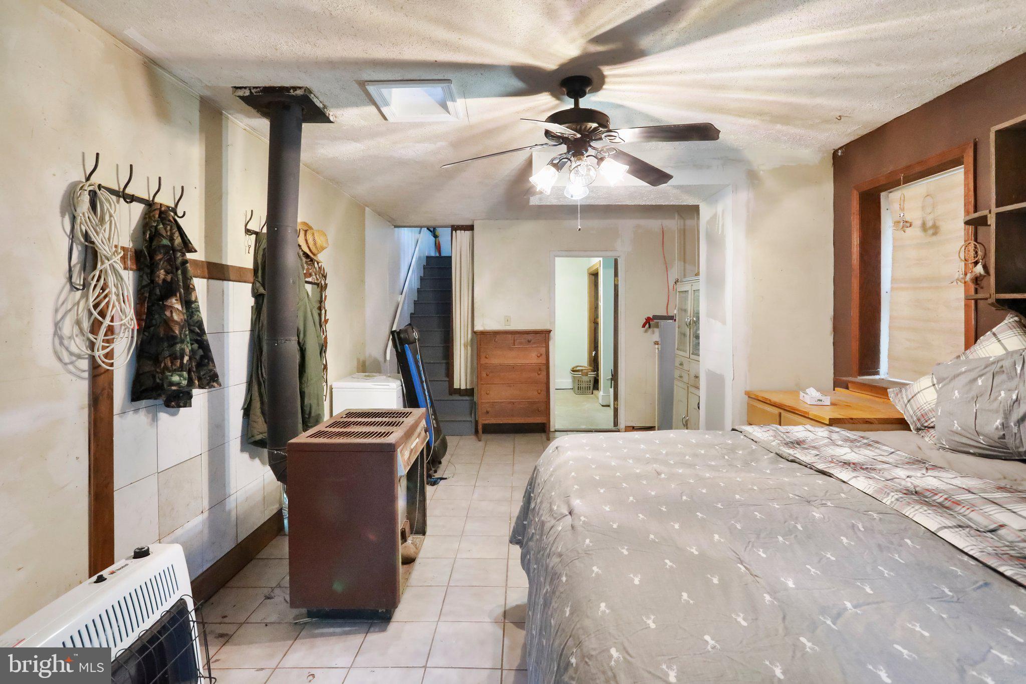 2596 High Top Road Linden, VA 22642 - Photo 23 of 27 master bedroom