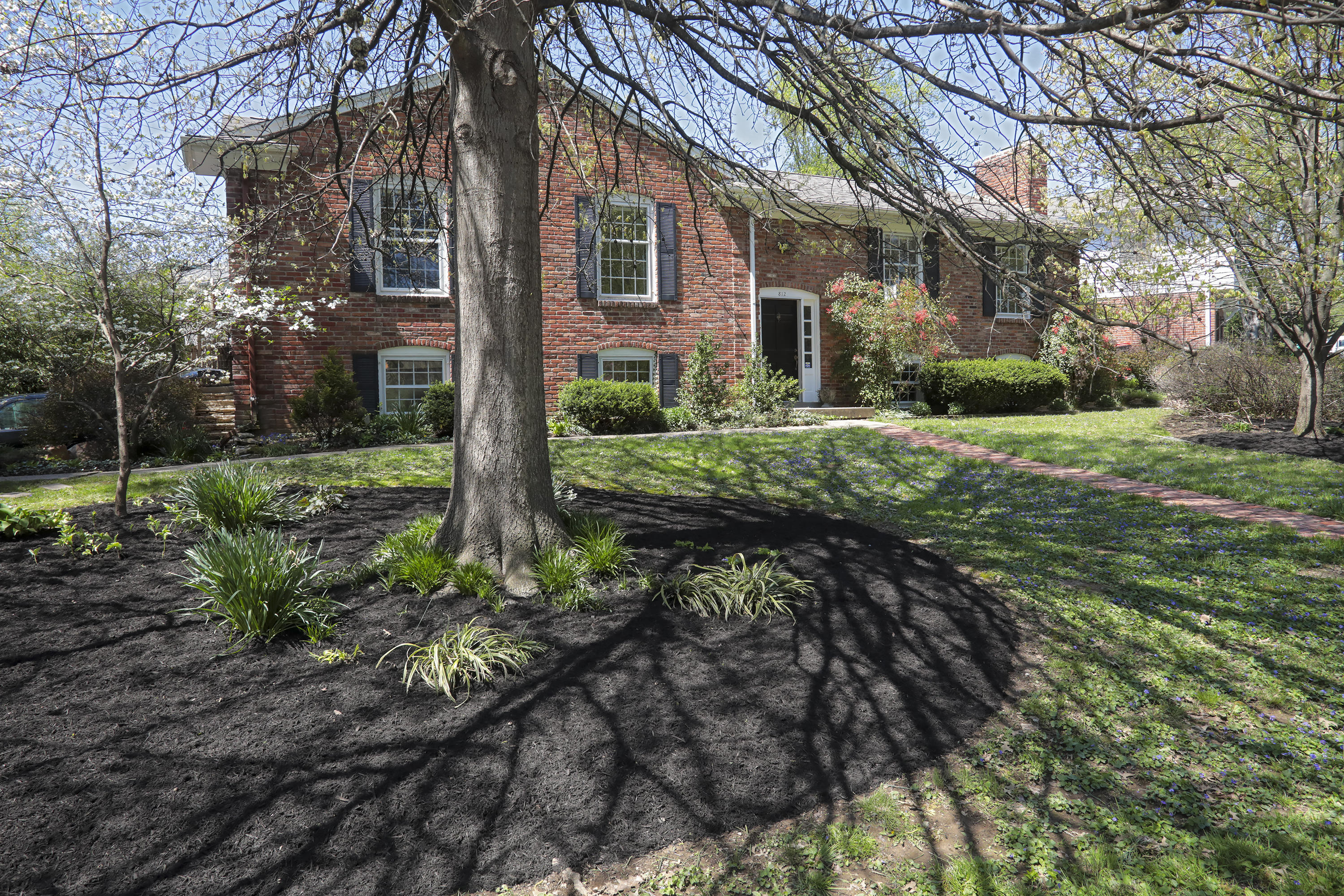 812 Alden Road Louisville, KY 40207 - Photo 39 of 40 Front of Home