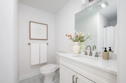 $1,195,000 | 3 McKenney Lane, Kennebunkport, ME 04046