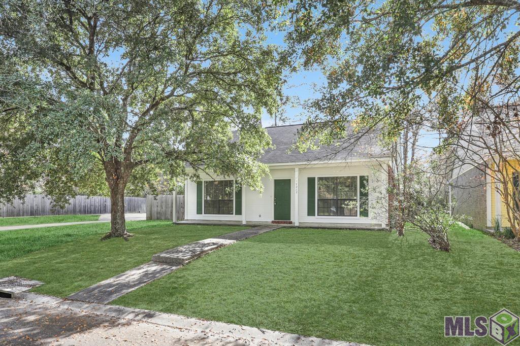 17282 Lakepark Avenue Baton Rouge, LA 70816 - Photo 5 of 22