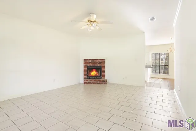 $219,900 | 17282 Lakepark Avenue, Baton Rouge, LA 70816