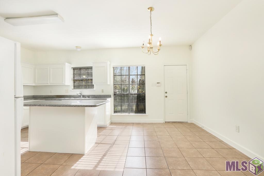 17282 Lakepark Avenue Baton Rouge, LA 70816 - Photo 10 of 22